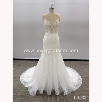 Sexy Spaghetti Strap Sleeveless Illusion V Neck Lace Flower Applique Bridal Gown Pack Hip A-line Wedding Dress